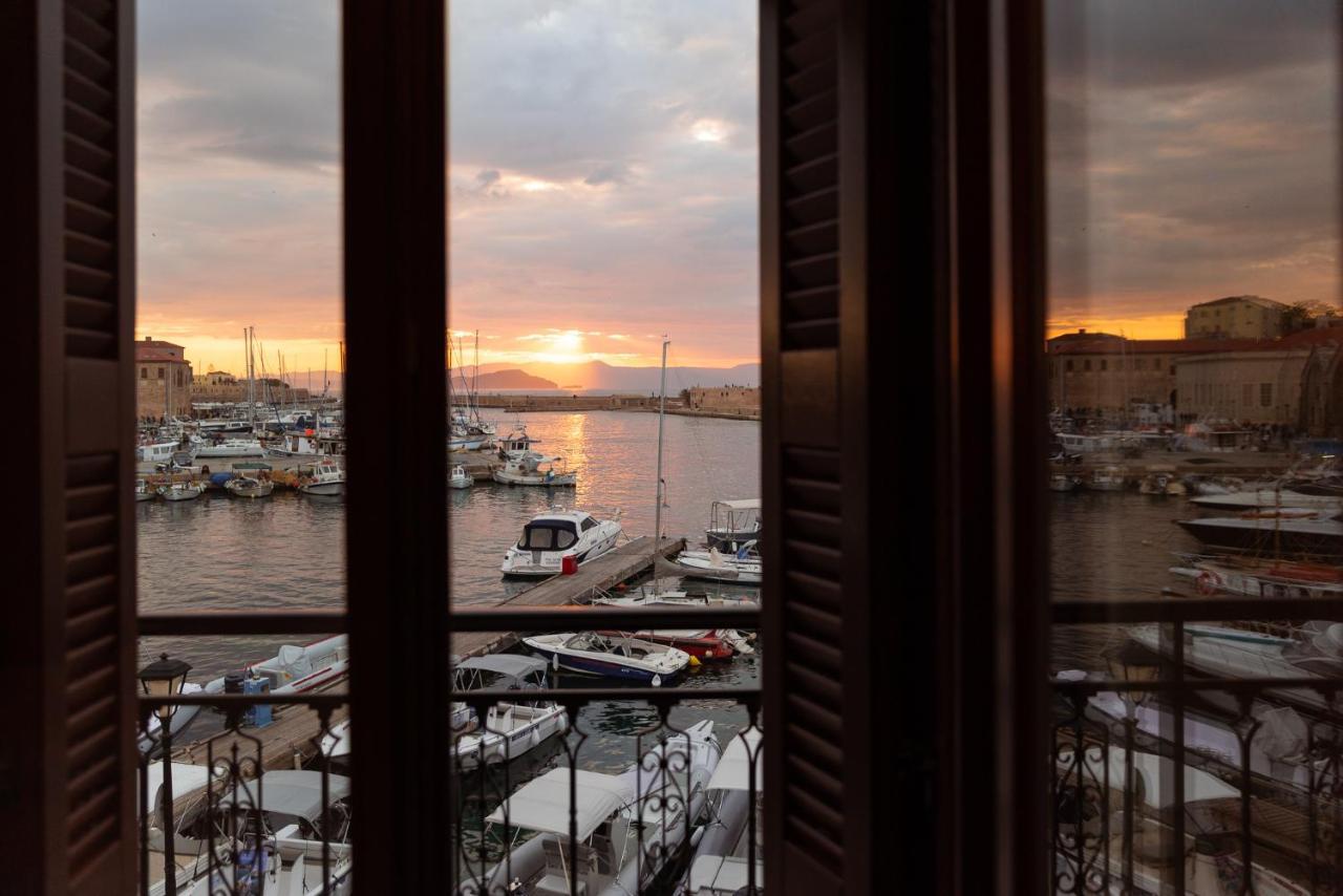 Destino Home Overlooking The Venetian Port Of Chania Chania  Exterior foto